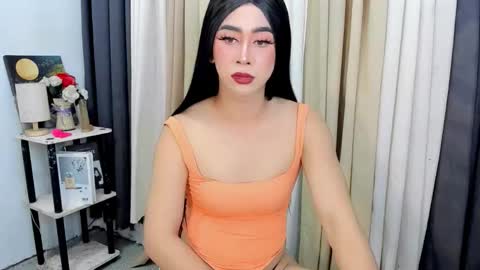 ashley online show from February 8, 6:03 pm