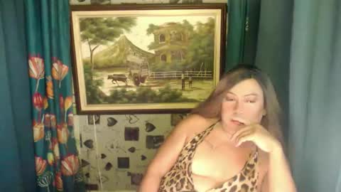 Elaine Navales online show from January 9, 6:46 pm