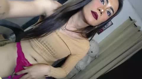asian_ulysses online show from April 25, 1:41 pm