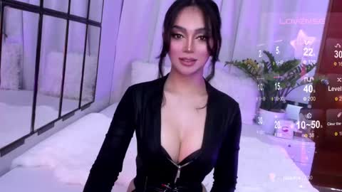 Miss Nia online show from December 22, 11:42 pm