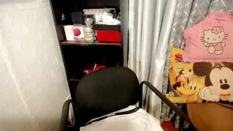 cute online show from March 7, 11:41 pm