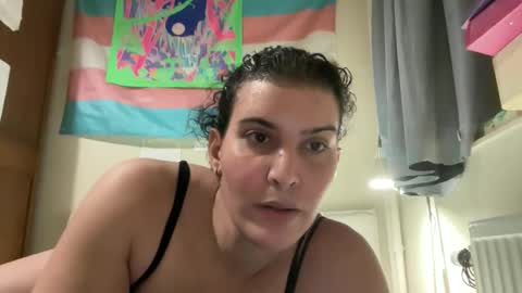 aurore_wave online show from March 22, 8:35 pm