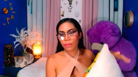 Ava online show from February 28, 2:20 pm