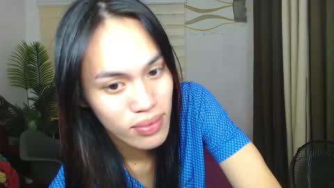 Nathalia online show from October 29, 6:28 pm