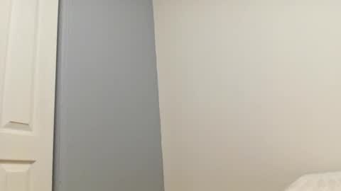 Snapshot of bambi_123 chatting on January 22, 12:27 am Littlefuckdoll online show from January 22, 12:27 am