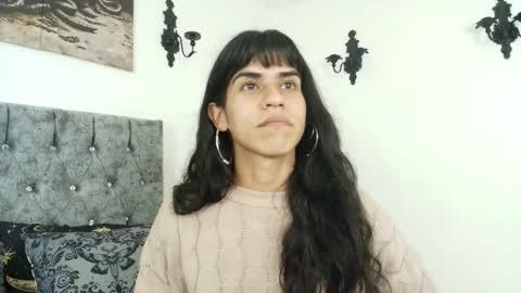 Bella online show from March 26, 1:20 am