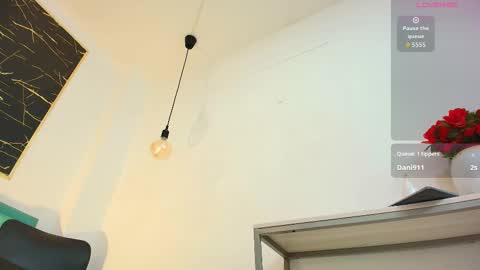     online show from November 9, 9:59 pm