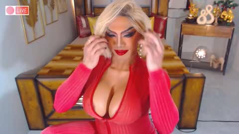 Snapshot of bellatrixxhuckerts chatting on February 15, 2:16 am B E L L A T R I X online show from February 15, 2:16 am