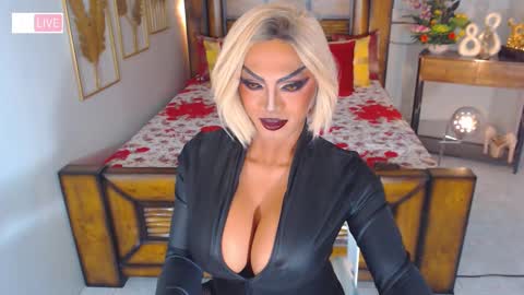 Snapshot of bellatrixxhuckerts chatting on February 25, 5:04 pm B E L L A T R I X online show from February 25, 5:04 pm