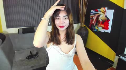 Snapshot of bigmouth_agna chatting on February 4, 6:04 am kiaaannaaaa online show from February 4, 6:04 am
