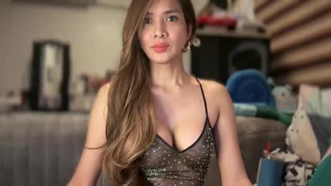 Yna     online show from January 13, 7:43 am