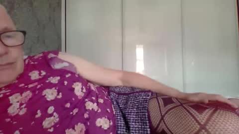 bittyp58 online show from October 1, 11:11 am