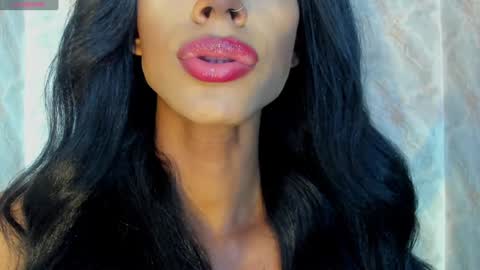 Nina online show from January 18, 1:42 pm