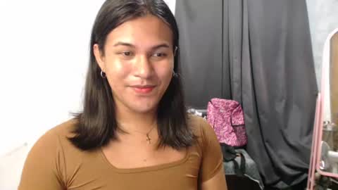 Ellez online show from November 1, 9:01 pm