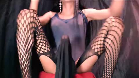 A M A N D A  MONSTERCOCK online show from February 25, 7:09 am