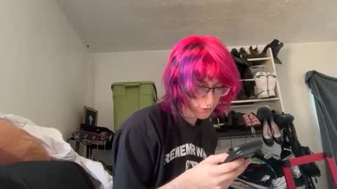 boywithbug online show from March 19, 4:29 pm