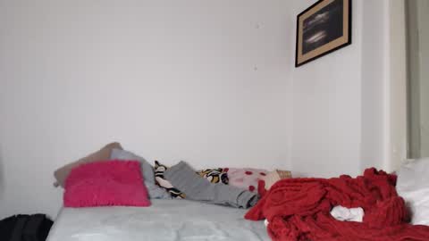 bratzdoll1994 online show from December 5, 10:27 pm