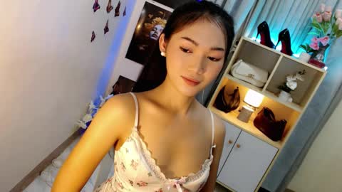 caitlin online show from November 26, 8:11 pm