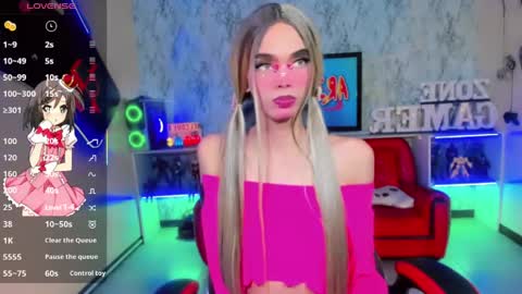 Camila online show from April 18, 7:29 pm