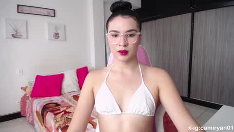 X IGcamiryan01 online show from February 12, 6:09 pm