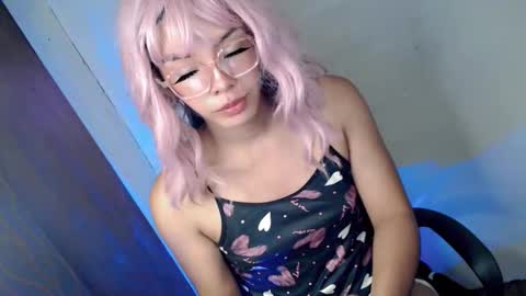 Candi online show from December 4, 1:15 pm