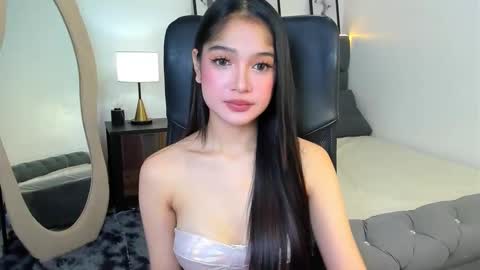 candiceferragamo online show from September 10, 8:13 am