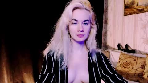 Carin online show from November 23, 2:46 am