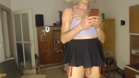 champagneclaire online show from February 25, 8:46 pm