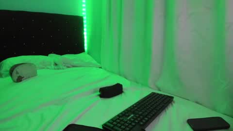 charlotte_xc online show from February 22, 8:31 pm