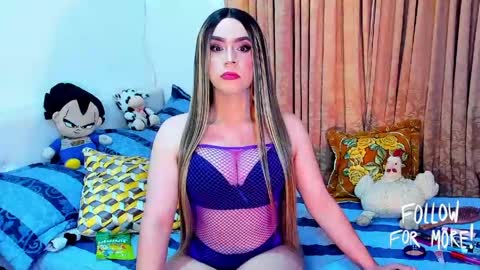 charlotte villorina online show from May 9, 5:47 am