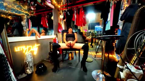 Snapshot of chavezechavez4207 chatting on March 7, 8:38 am MasterPRO online show from March 7, 8:38 am