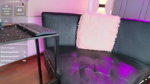 chloe cherry21 online show from December 14, 12:33 pm