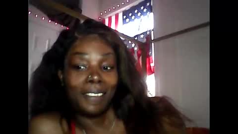 chocolatedrop_ online show from April 19, 11:44 am