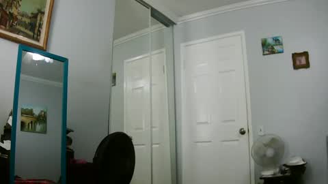 Claudia online show from February 19, 5:06 pm