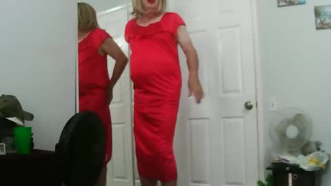 Claudia online show from November 25, 5:04 pm