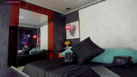 Snapshot of cloerodriguez chatting on October 10, 8:32 pm ---Cloe--- online show from October 10, 8:32 pm