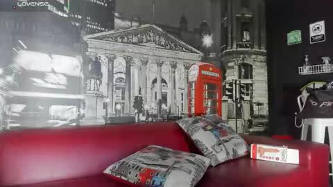 ---Cloe--- online show from March 1, 9:42 pm