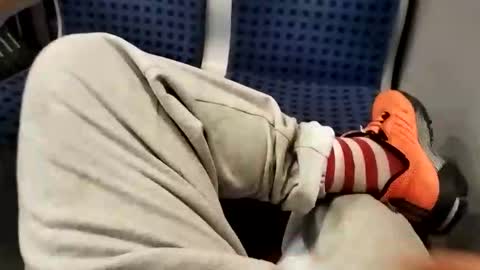 Cocolino  online show from October 17, 6:00 pm