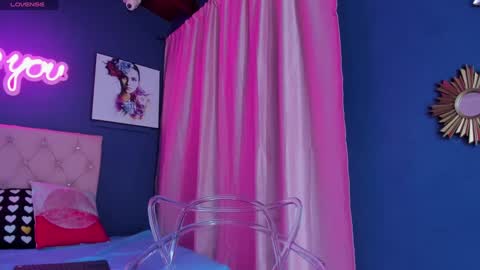 Cris Evanz online show from September 18, 11:32 pm