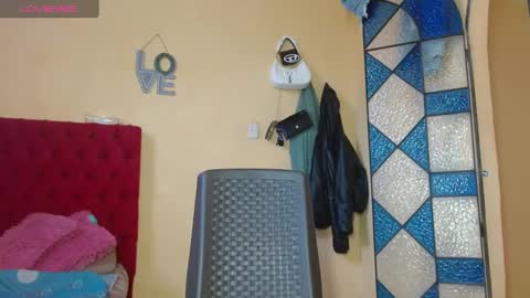 cristinamontiel74 online show from February 2, 2:45 pm