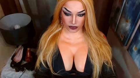 Cattaleya online show from December 18, 7:14 am