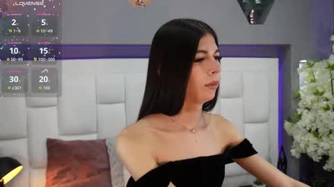 CuteArii online show from September 25, 9:00 pm