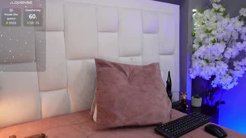 CuteArii online show from October 18, 9:07 pm