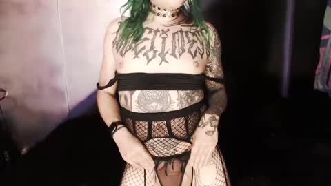 Nikki online show from March 6, 10:55 pm