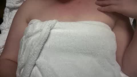 Mx Mommy Moo online show from March 22, 5:23 am