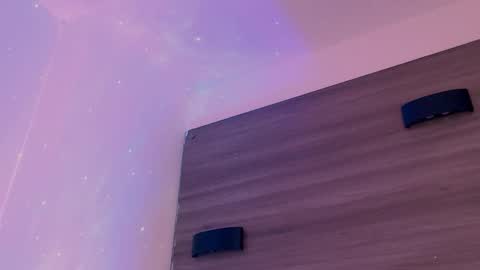         online show from February 20, 6:19 am