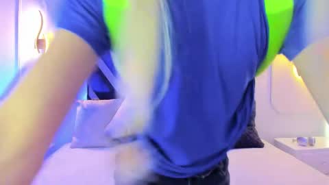 Damian online show from November 16, 1:21 pm