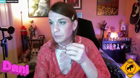 Snapshot of dan4romearth chatting on September 29, 4:01 am Dani L Kryze online show from September 29, 4:01 am