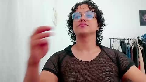 Diane Blosson online show from April 19, 1:28 am