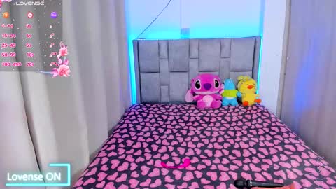 Snapshot of dani_cutee_ chatting on October 23, 11:09 pm Dani online show from October 23, 11:09 pm